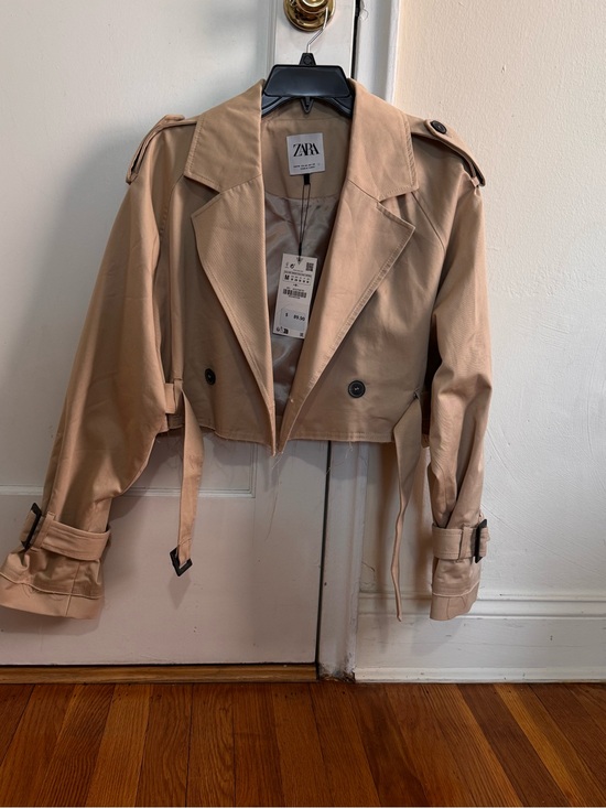Zara Jackets & Blazers - Zara Cropped Trench Coat in Light Beige